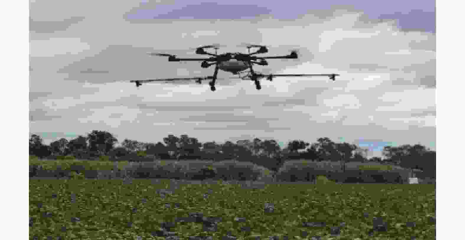 Review of UAVs for efficient agrochemical spray application